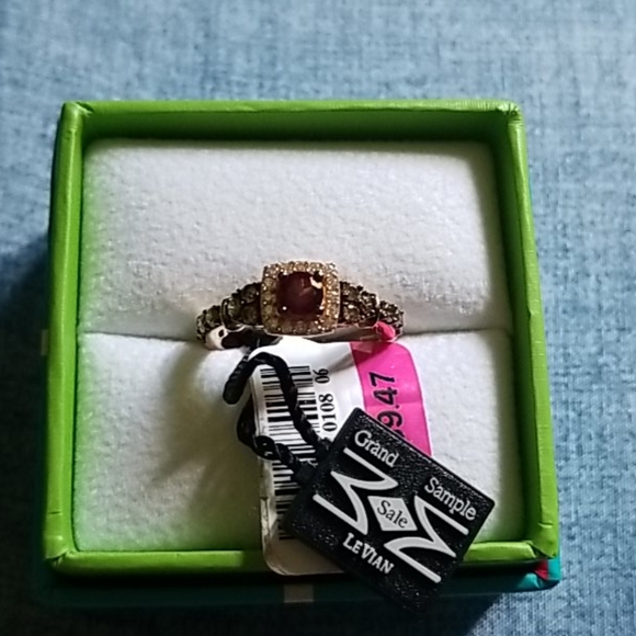 Levian chocolate diamonds and 14k rose gold rhodolite garnet 5/8ct - Picture 7 of 7